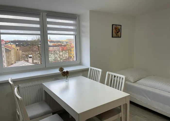 Apartmantt *